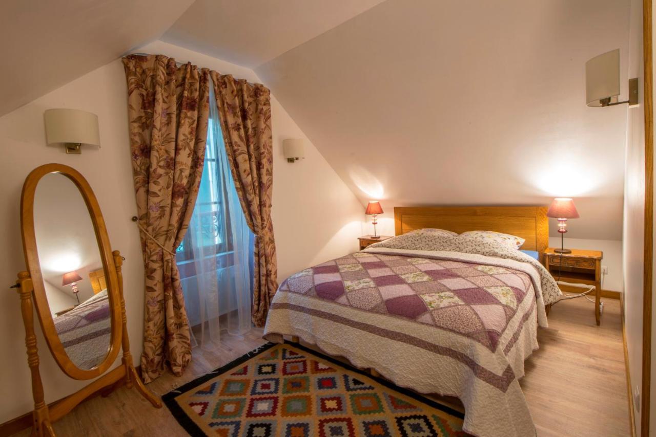 Aupres Du Chateau Tanlay Εξωτερικό φωτογραφία